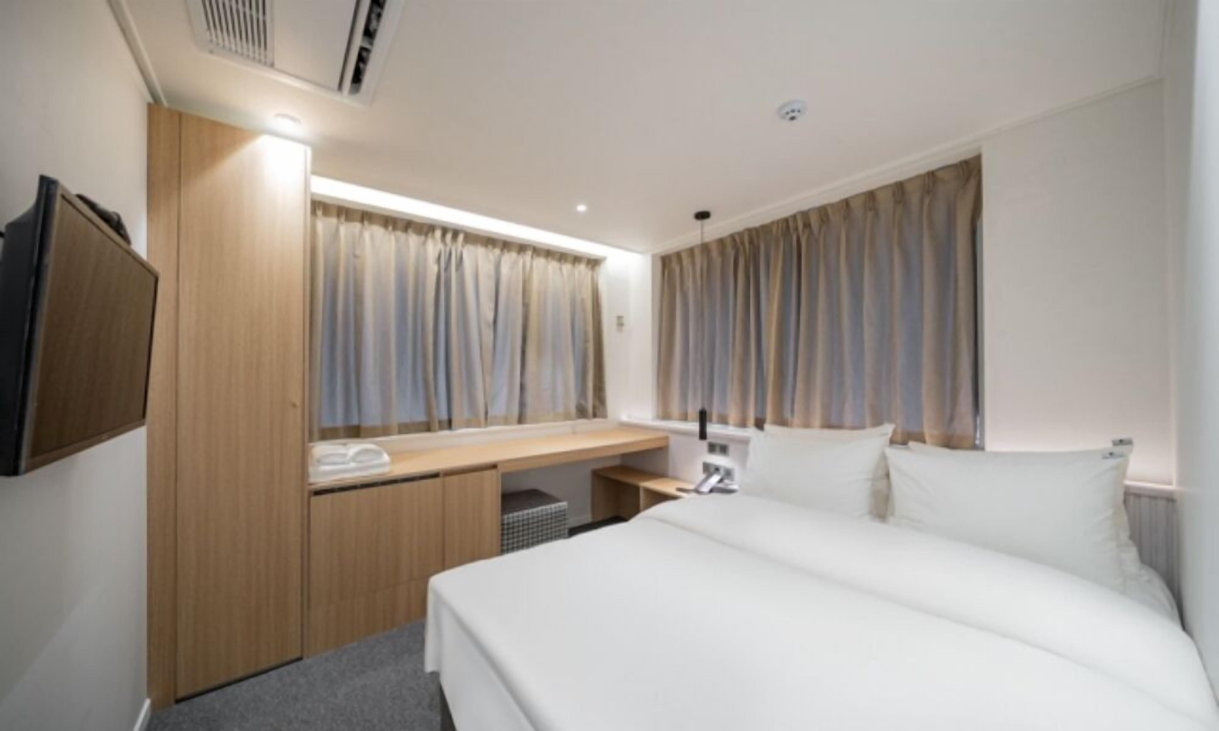 Classic Double Room, City View | Desk, laptop workspace, free WiFi