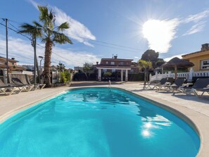 Pool - Villa Malaga by Interhome (Salou)