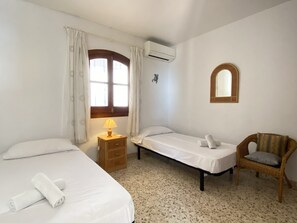 Unclassified image, 3 of 17, button - Apartment in Nerja With Panoramic Sea Views (Nerja)