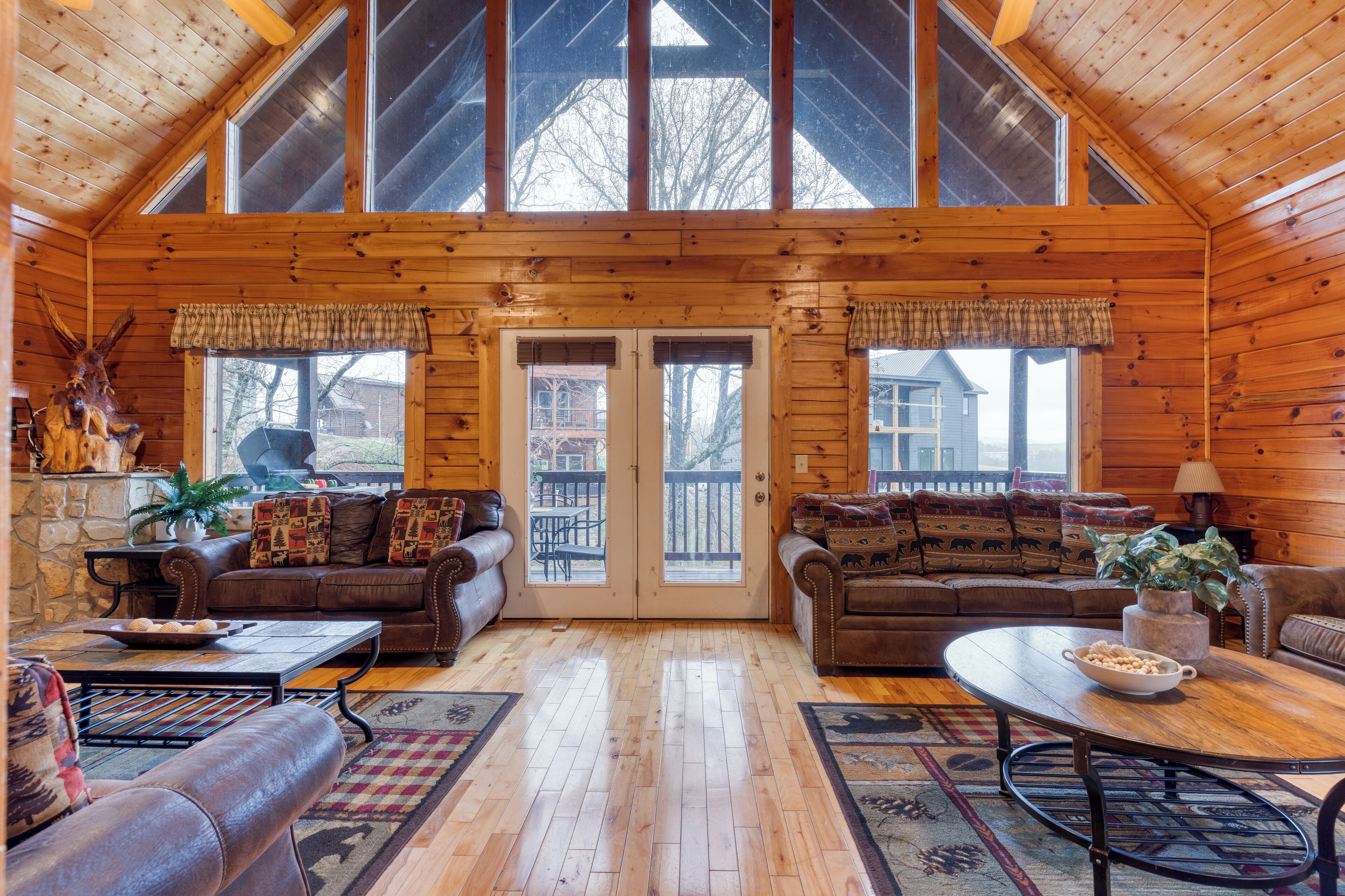 Smart TV, fireplace, video games