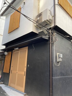 Exterior - meisei ebiya (Osaka)