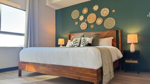 Silitysrauta/-lauta, Wi-Fi, vuodevaatteet