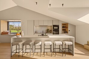 Private kitchen - Lakeside Lodges - Cottage for 6 people in Jalhay (Jalhay)