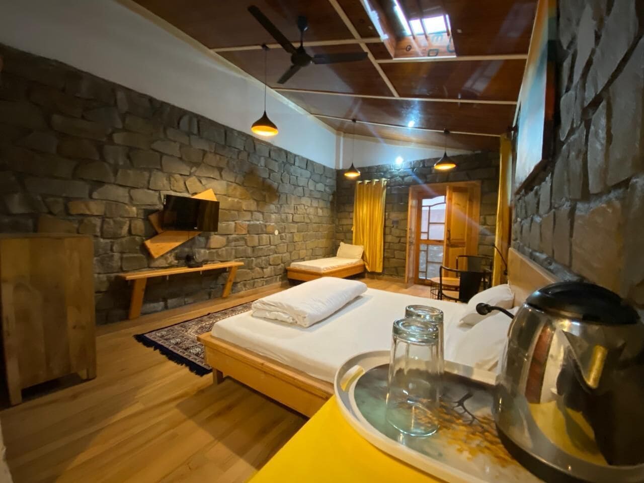 Family Room | Rollaway beds, free WiFi, bed sheets