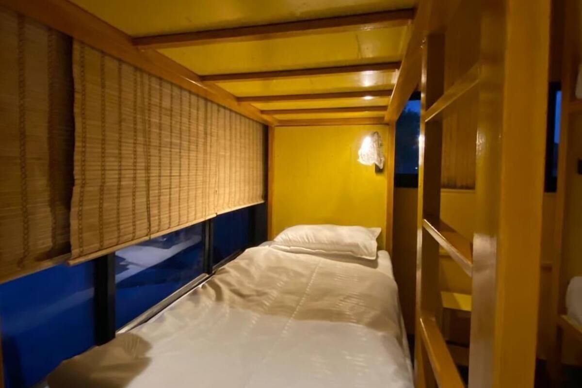 Dormitório compartilhado | Camas extras/dobráveis (sobretaxa), Wi-Fi de cortesia, roupa de cama