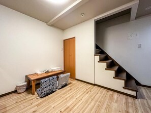 Living area - meisei ebiyaminami (Osaka)