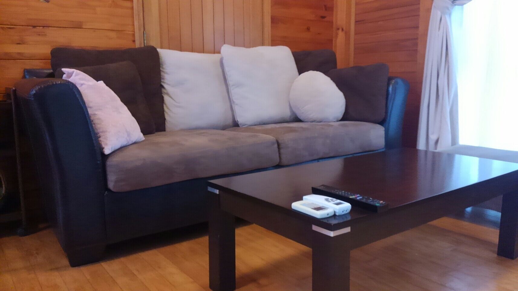 Living area | TV