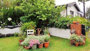 Property grounds - Cottage Paradiso (Onna)
