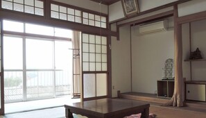Interior - Minshuku Takinoue (Iki)