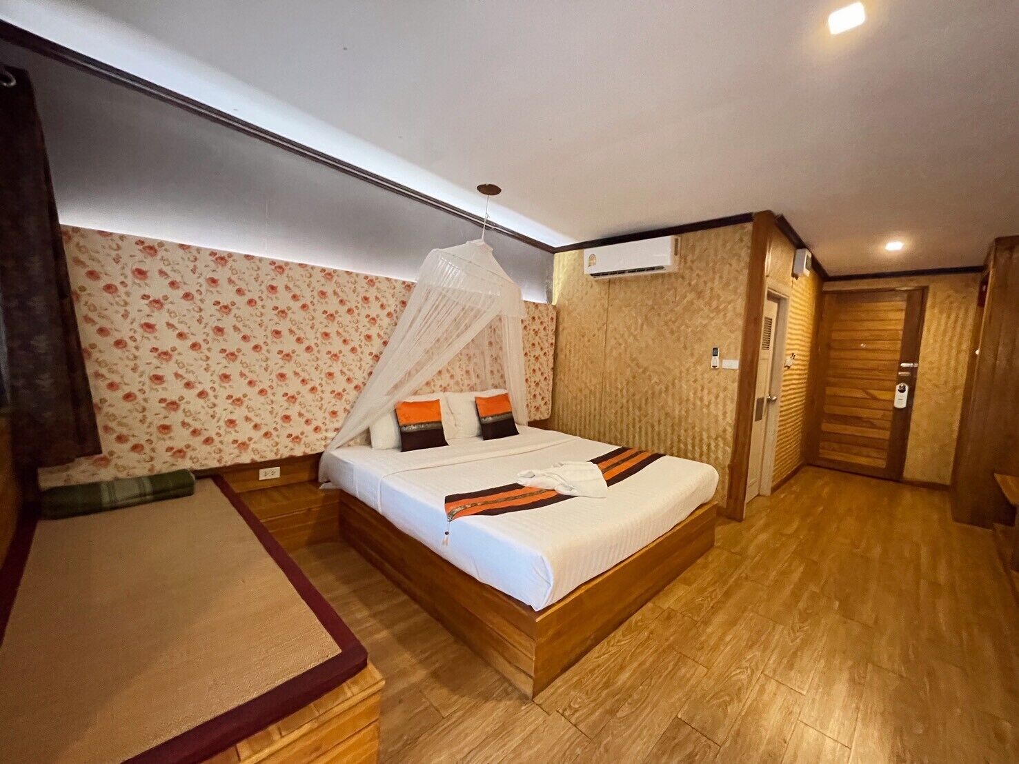Executive Double Room, River View | Free WiFi