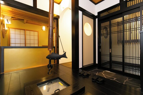 Interior - Tsuhana (Kyoto)