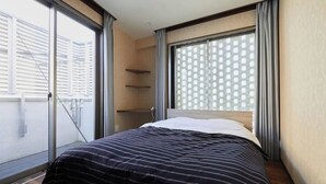 Unclassified image, 2 of 3, button - Kyodo House (Tokyo)