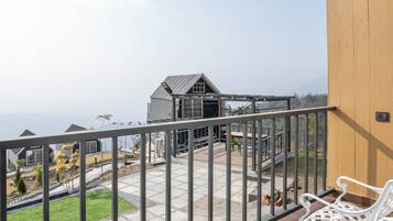 Junior Suite, River View | Terrace/patio