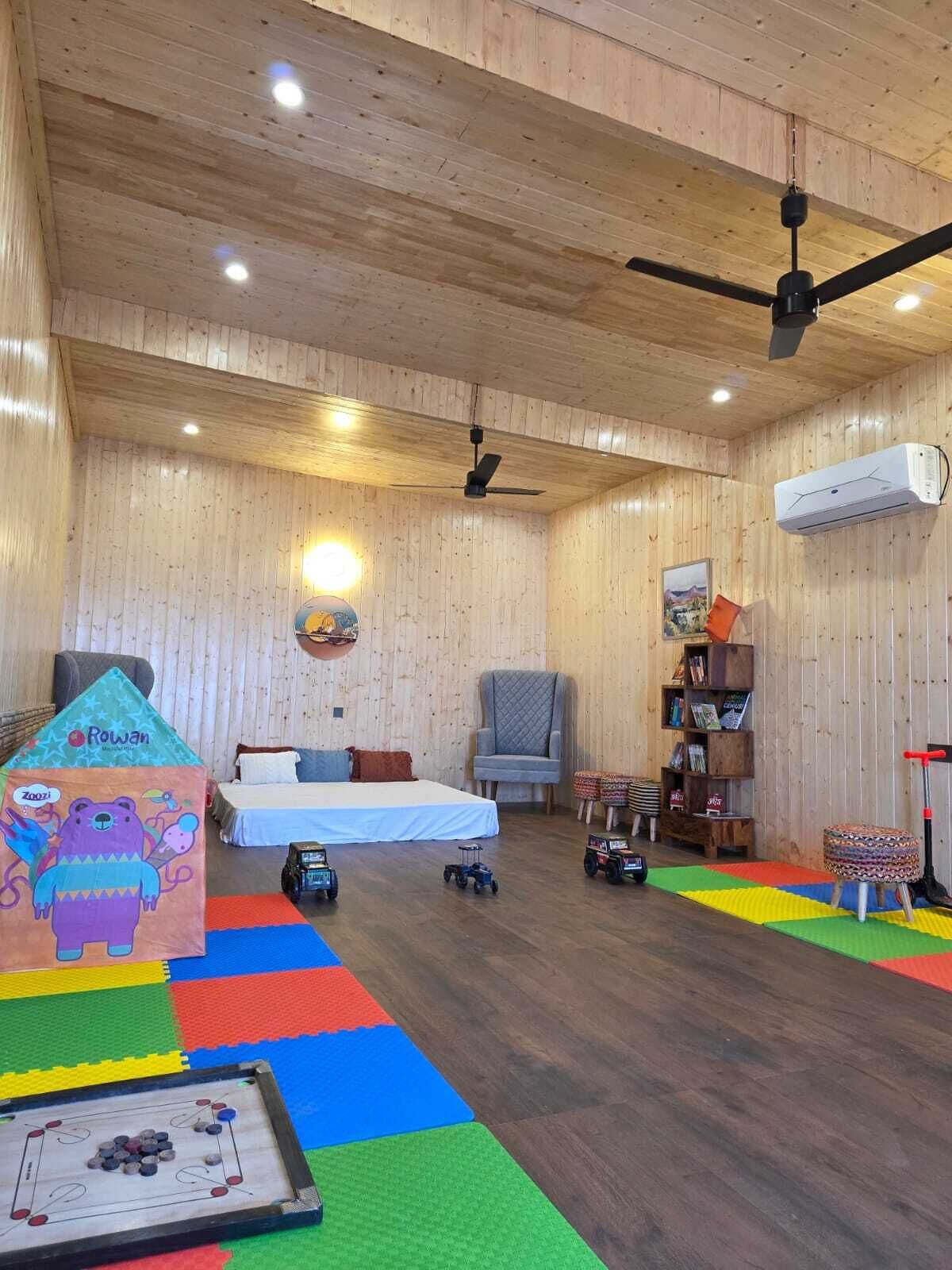 Children’s play area – indoor