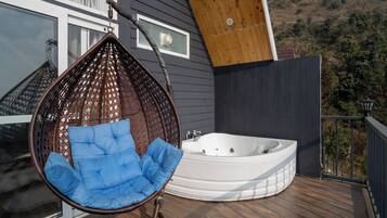Suite familiare, vista fiume | Terrazza/patio
