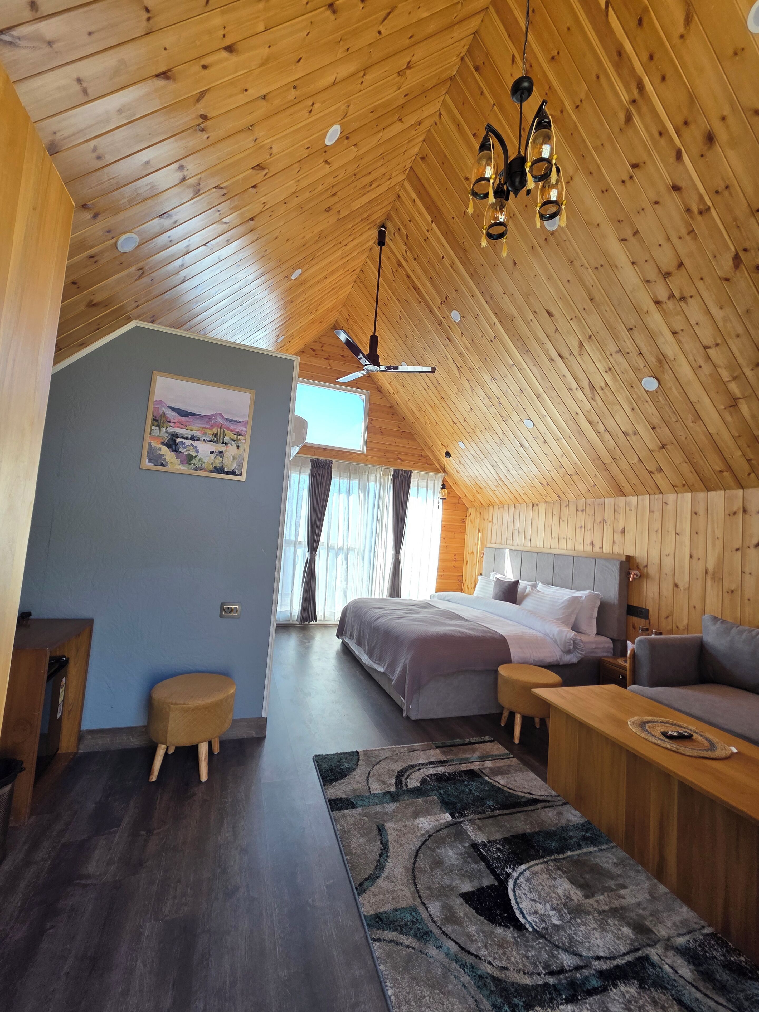 經典雙人房, 河景 | 客房內保險箱、筆電工作空間、遮光布/窗簾、隔音