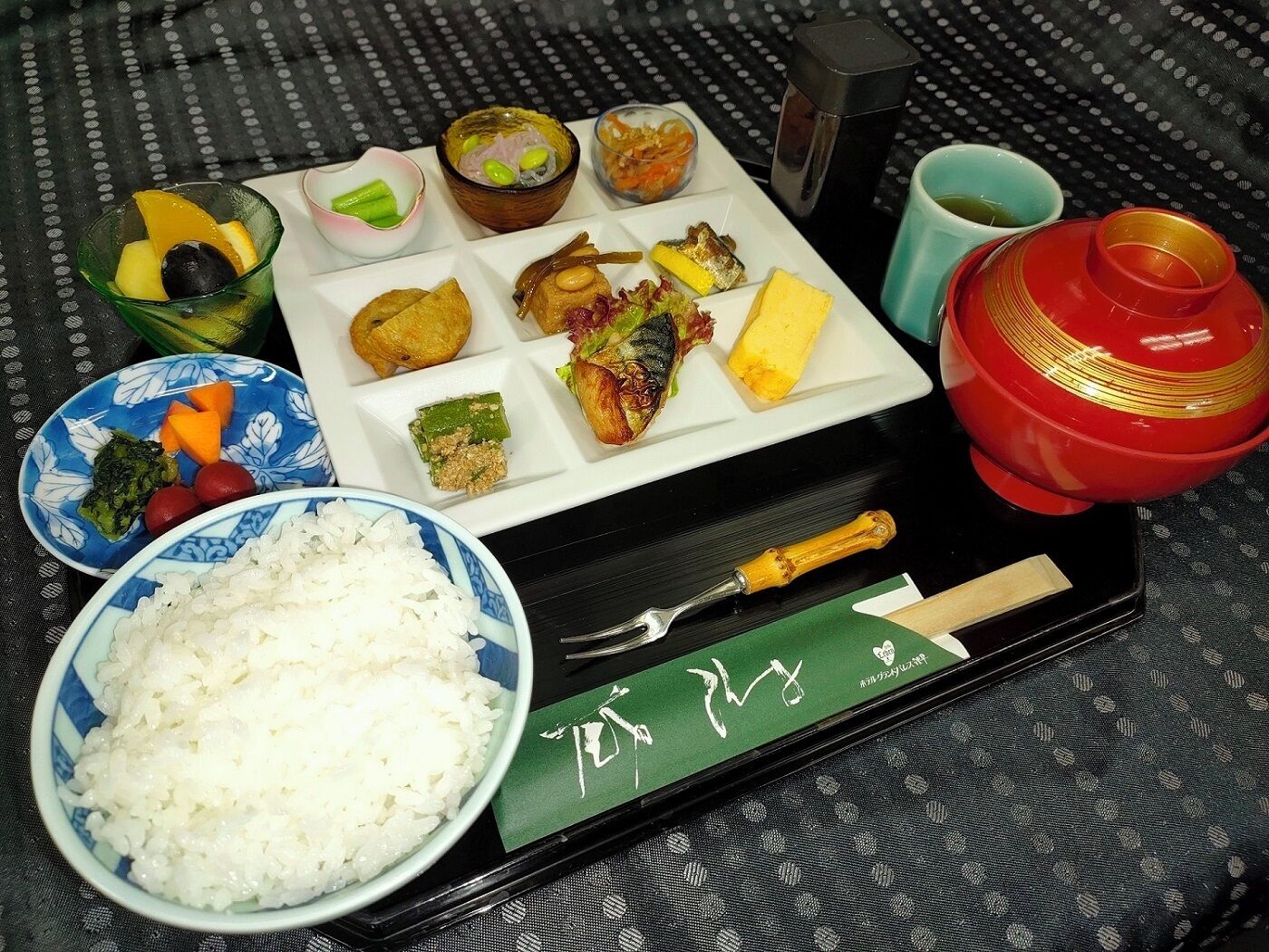 餐飲