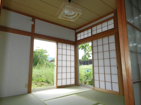 Interior. Noka Minpaku Toyonoakari