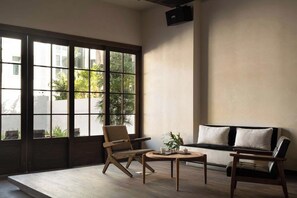 Perincian bahagian dalam