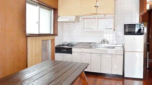 Mini-fridge, microwave, stovetop - Homa Ishigakijima no Yado (Ishigaki)