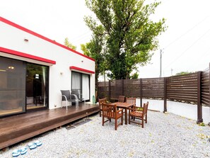 Khu ẩm thực ngoài trời