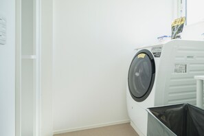 Interior - Rug Terrace Okinawa (Onna)