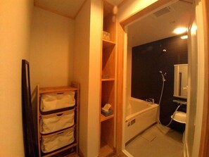 Bathroom - Jinichi (Gujo)