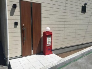 Exterior detail - Smith no Ie Futtu Takeoka (Futtsu)