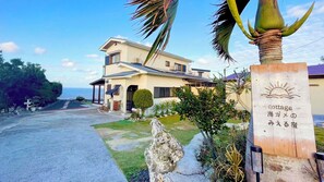 Exterior - Sea Turtle View Cottage (Wadomari)