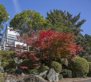 Property grounds - Shinshiro Kanko Hotel (Shinshiro)