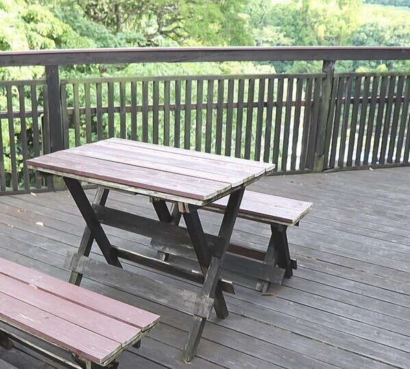 Outdoor dining - Shinshiro Kanko Hotel (Shinshiro)