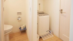 Unclassified image, 4 of 8, button - Guesthouse Connections Karasuma Gojo (Kyoto)