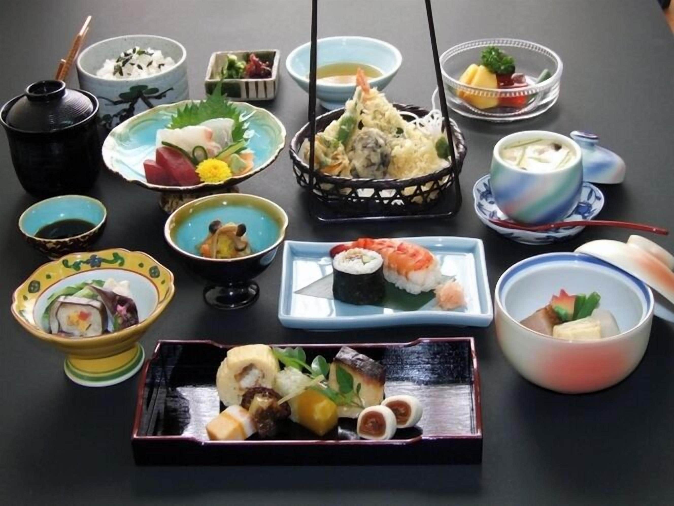 餐飲