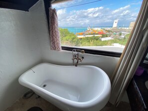 Bathroom - Saffi (Miyakojima)