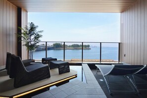 Interior - Toriizaki Club (Kisarazu)