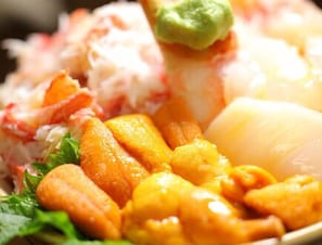 Alimentos y bebidas