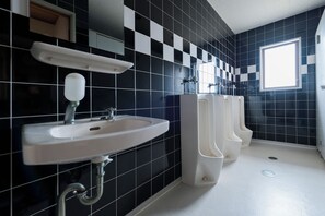 Bathroom - Ryokan Umenoya (Bungotakada)