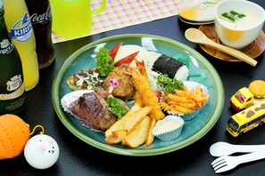 Breakfast meal - Ryokan Umenoya (Bungotakada)