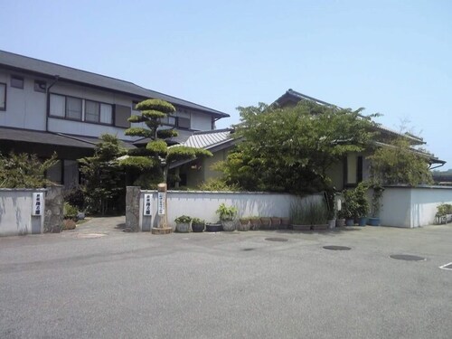 Ryokan Umenoya