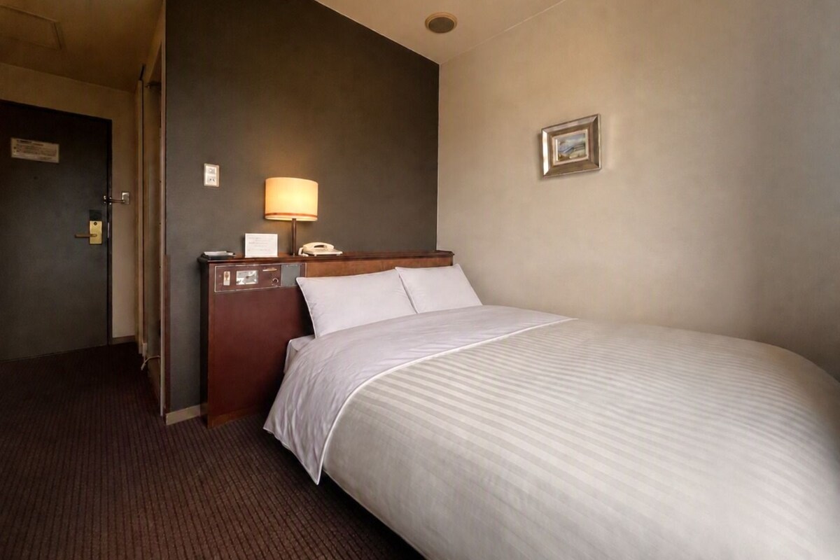 Main Building Standard Scenic View Semi-double Room