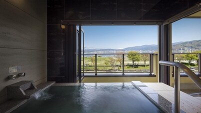 Kamisuwa Onsen Katakura Silk Hotel
