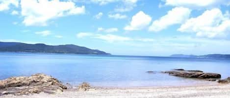ชายหาด