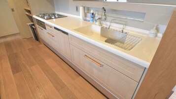 Mini-fridge, microwave, stovetop