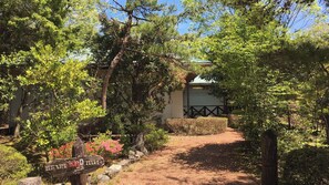 Unclassified image, 2 of 24, button - Heartland Hills in Noto 2 Ohiroma House (Shika)