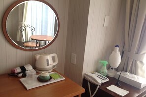 Interior - Station Hotel Chabo (Inagi)