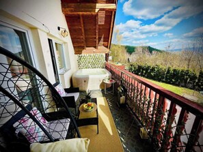 Bañera de hidromasaje exterior