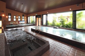 Spa - Panda Village (Shirahama)