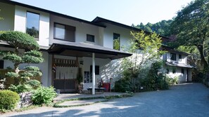 Exterior - Yomogitei Henmi (Isehara)