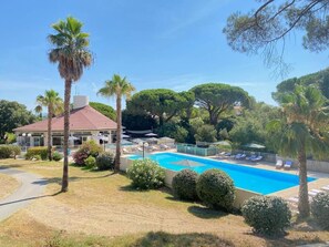 Outdoor pool - Prestige Relax, private Bastidons and exclusive setting on 4 hectares with swimming pool (Fréjus)