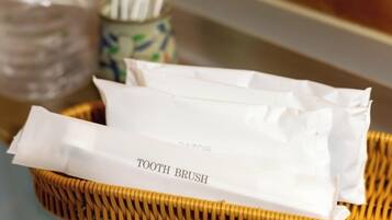 Bathroom amenities